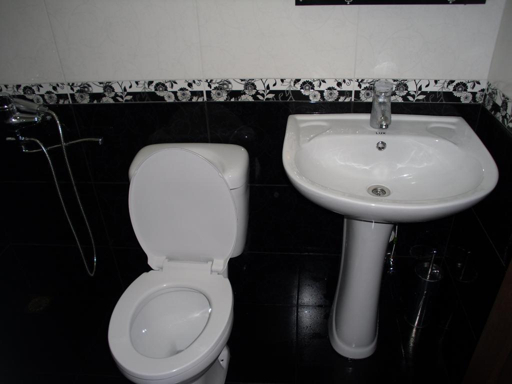 Suliko Guest House 바투미 외부 사진
